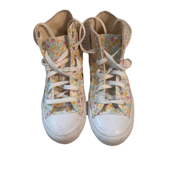 Girls’ Floral Converse Chuck Taylor All Star High Top Size 4 - Picture 1 of 6